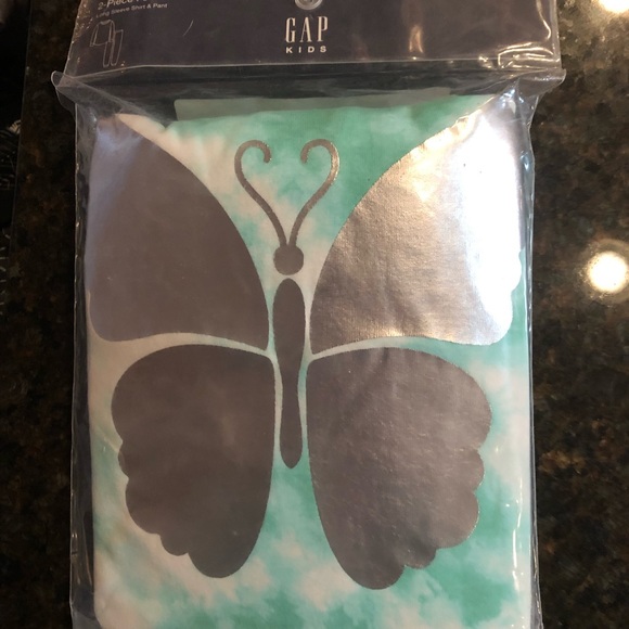 Gap PJ’s for girls. Size 12. NWT - Picture 2 of 9